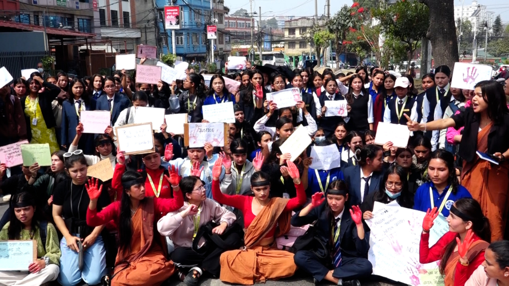 इनिशा बिक हत्या प्रकरण–न्याय माग्दै विद्यार्थीहरुको प्रदर्शन