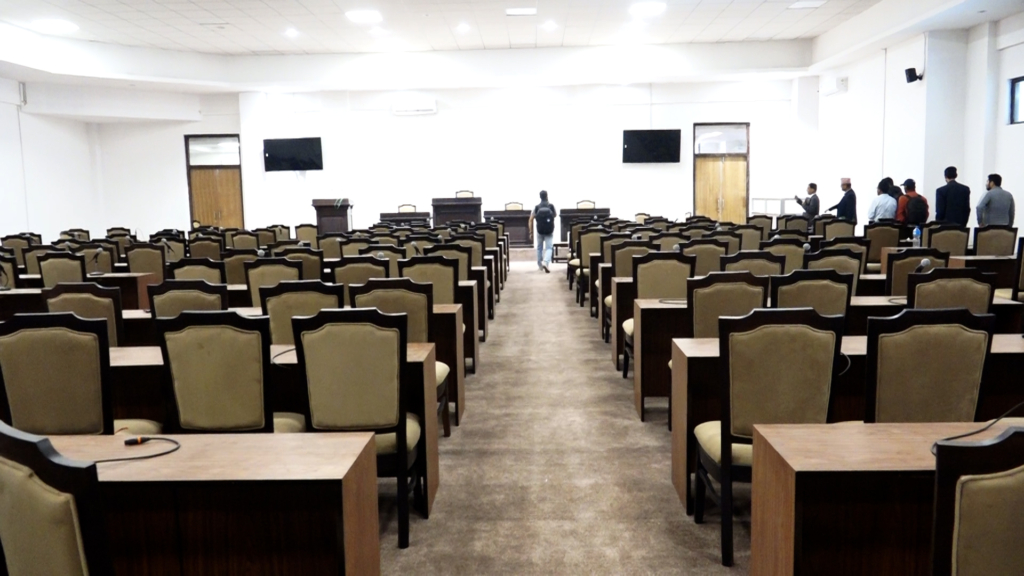 प्रतिनिधिसभा सदस्यहरुको सपथ र सभाका प्रारम्भीक बैठकका लागि संसद सचिवालयको तयारी कस्तो छ ?