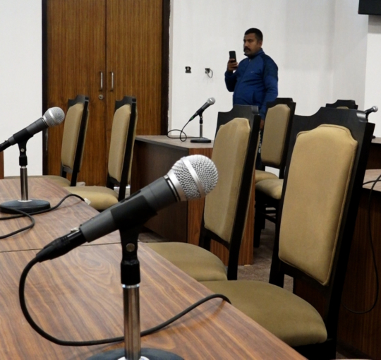 प्रतिनिधिसभा सदस्यहरुको सपथ र सभाका प्रारम्भीक बैठकका लागि संसद सचिवालयको तयारी कस्तो छ ? 2 news 2.00 27 25 18.Still288