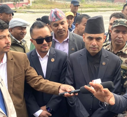 सञ्चारमन्त्रीद्वारा सुरक्षण मुद्रण केन्द्रको निरीक्षण, राजस्व तिरेको २४ घण्टाभित्र छाप्न सुरु