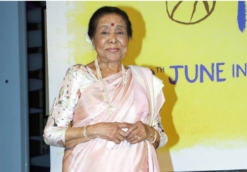 प्रख्यात गायिका आशा भोसलेको निधन