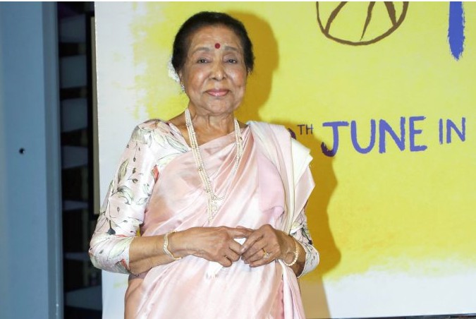 प्रख्यात गायिका आशा भोसलेको निधन