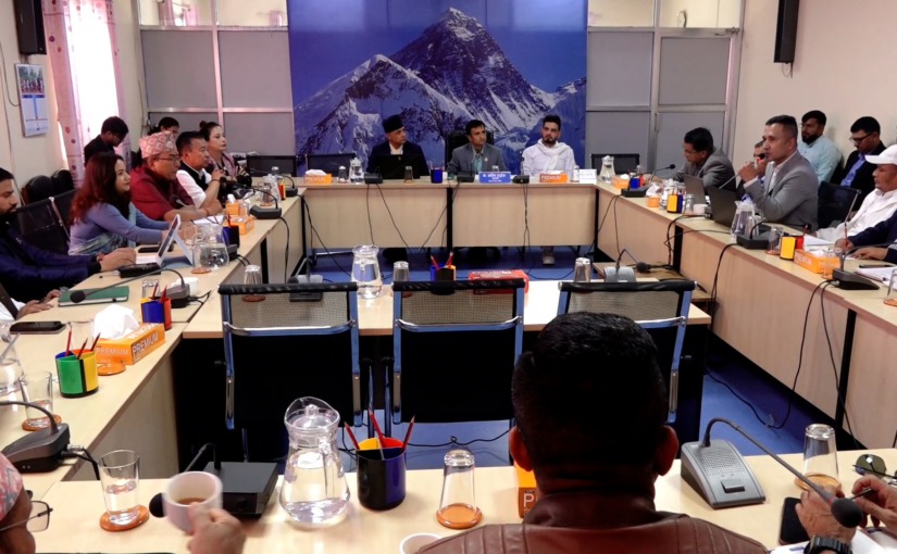 सार्वजनिक पूर्वाधार निर्माणमा परेको समस्या समाधान गर्न सरकारलाई निर्देशन