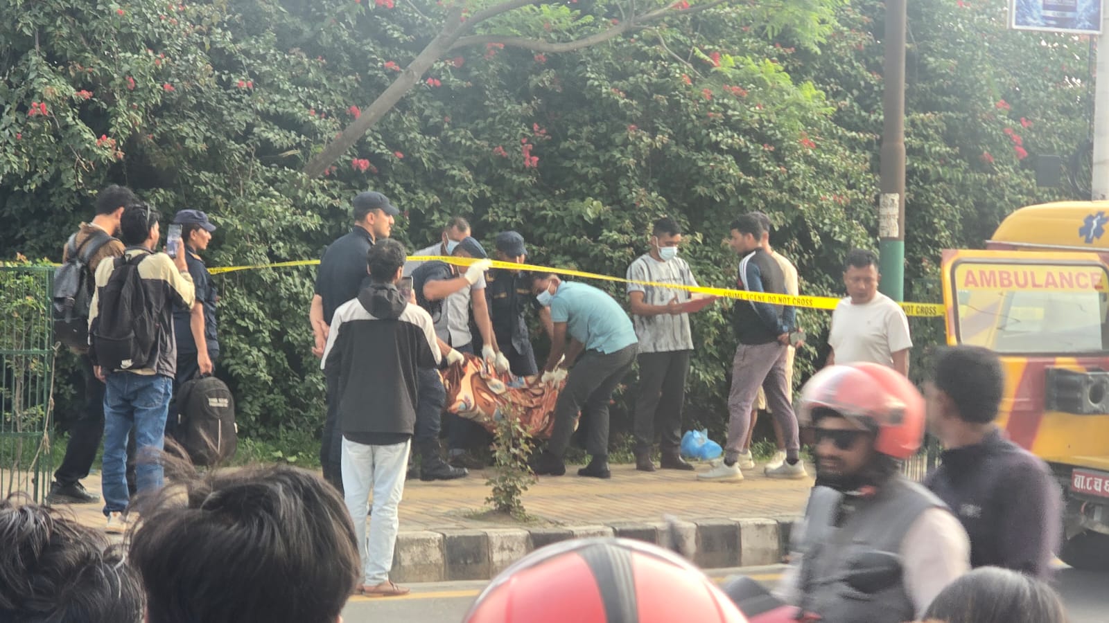 काठमाडौंको तीनकुनेमा एक पुरुषको शव फेला