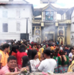 साउनको सोमबार पशुपतिनाथलगायत देशभरका शिवालयमा भक्तजनको घुइँचो