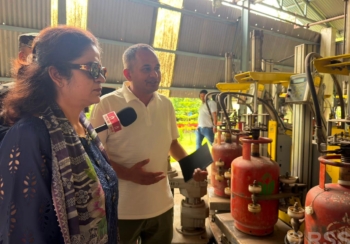 ग्यासको अभावः कम्पनी र डिपोमा उद्योग मन्त्रीको अनुगमन