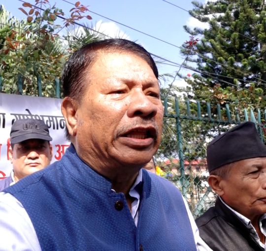 पार्टीभित्र लोकतान्त्रिक मूल्य–मान्यता, विधि र परम्पराको रक्षा गर्न आफूहरू अडिग – प्रकाशमान सिंह