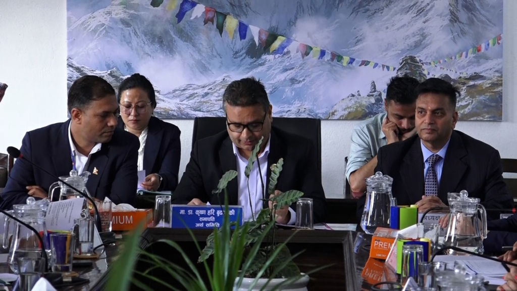 अर्थ समितिद्वारा लगानीकर्ताको अधिकतम हित संरक्षण गर्न सम्बद्ध निकायलाई निर्देशन