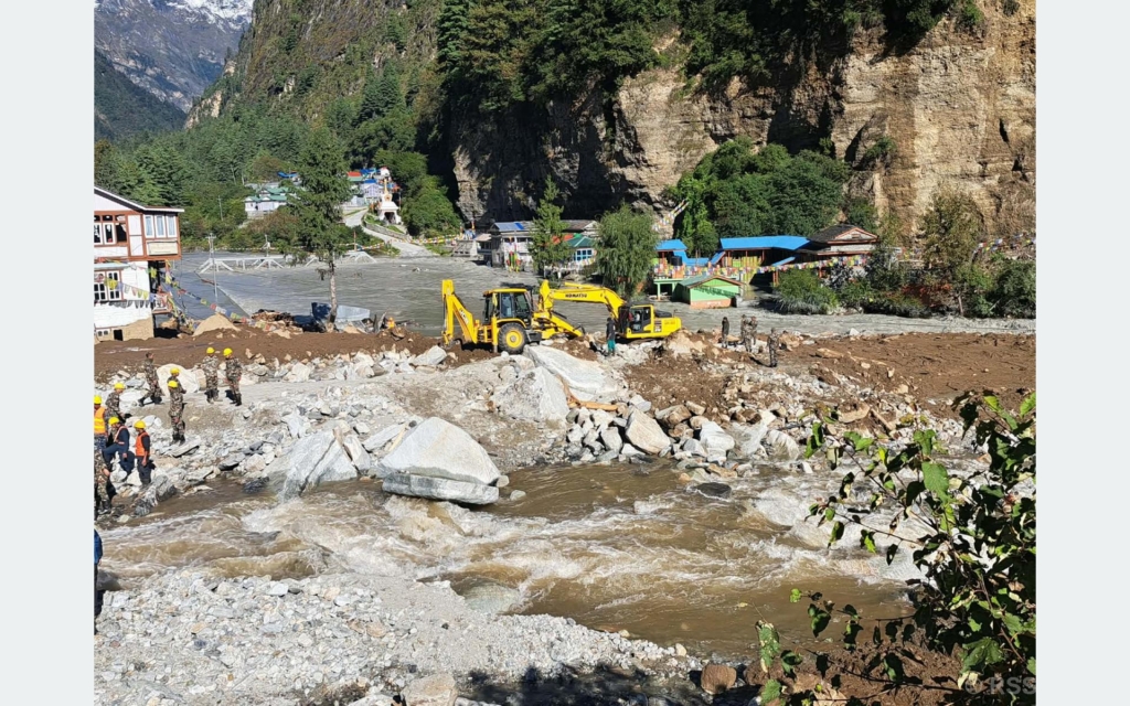 मनाङमा थुनिएको मस्र्याङ्दी नदी खोल्ने कार्य सुरु