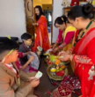 बडादसैँ अर्थात् दुर्गापक्षको मुख्य दिन मान्यजनको हातबाट रातो टीका एवं समृद्धिको प्रतीक जमरा ग्रहण