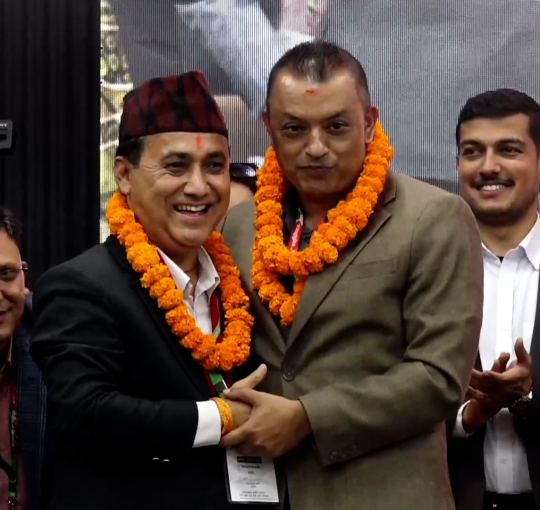 कांग्रेसका निर्वाचित केन्द्रीय कार्यसमिति सदस्यहरुद्वारा पद तथा गोपनियताको सपथ