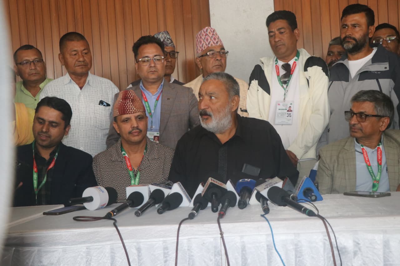 सभापतिका उम्मेदवार किशोर सिंह राठौरले लिए उम्मेदवारी फिर्ता